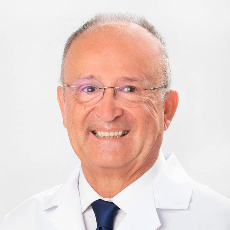 Equipo médico Dr. Luis Salvà especialista cataratas y cirugía refractiva Mallorca